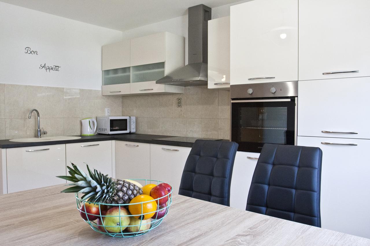 Apartment Noel Kaštela المظهر الخارجي الصورة